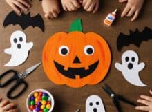 Alt : Activités d’Halloween pour enfants : citrouille peinte, fantômes et chauves-souris en papier